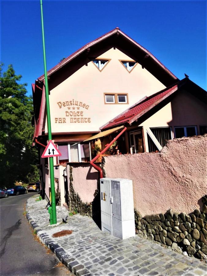 Hotel Dolce Far Niente Brasov Ngoại thất bức ảnh