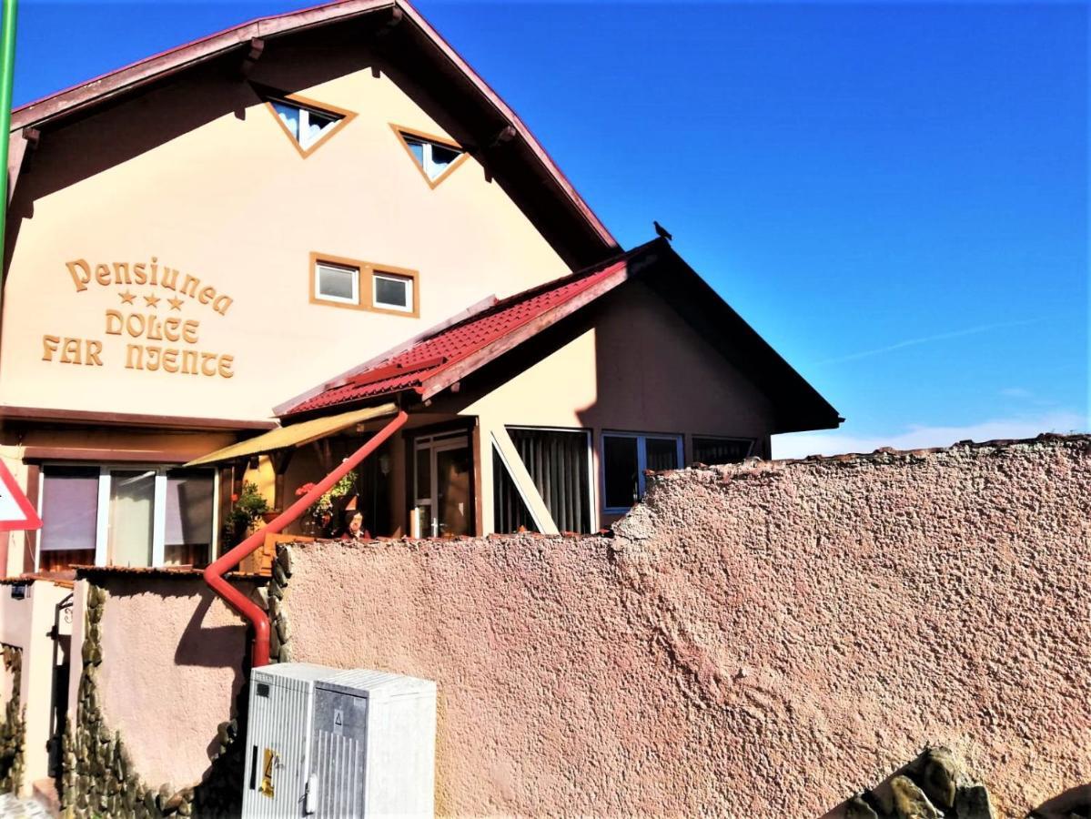 Hotel Dolce Far Niente Brasov Ngoại thất bức ảnh