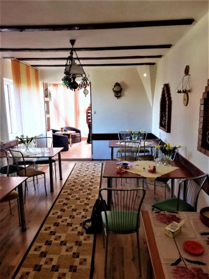 Hotel Dolce Far Niente Brasov Ngoại thất bức ảnh